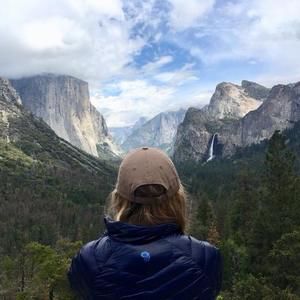 Meet your Posher, Flora